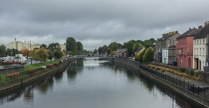 The River Nore that runs through Kilkenny. Our B&B is just right of the pedestrian bridge.