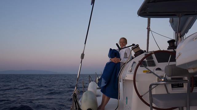6am! Leaving early to sail from Kythnos to Poros