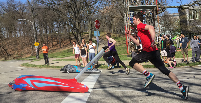 Kincaid pushing Boson on Hill 2 in prelims Friday